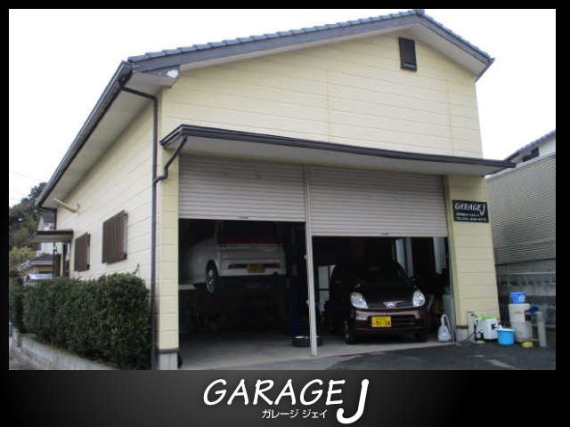 ガレージ j