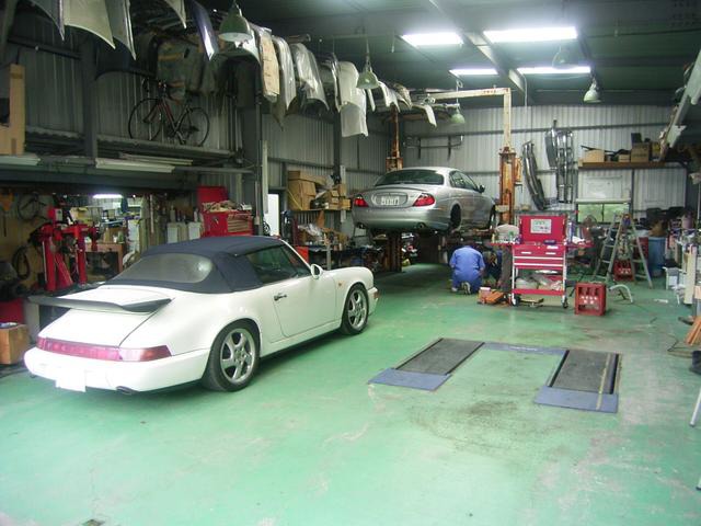 有限会社カスタムガレージ