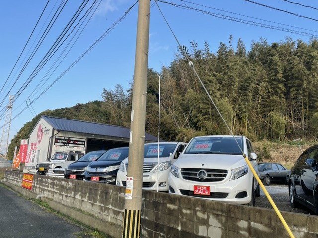 福岡県 福津市の中古車販売店 レジェンドカーサービス 福津店 中古車