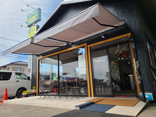 佐賀県 佐賀市の中古車販売店 Camper Base Saga Cambas 中古車情報 中古車検索なら 車選びドットコム 車選び Com