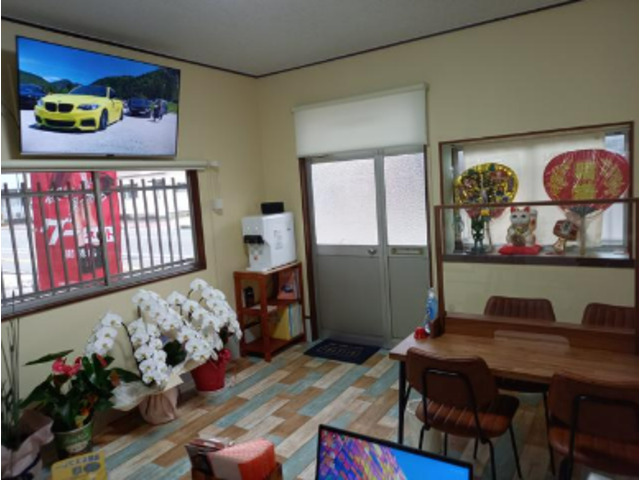 YUZY Automotive (ユージーオートモーティブ)